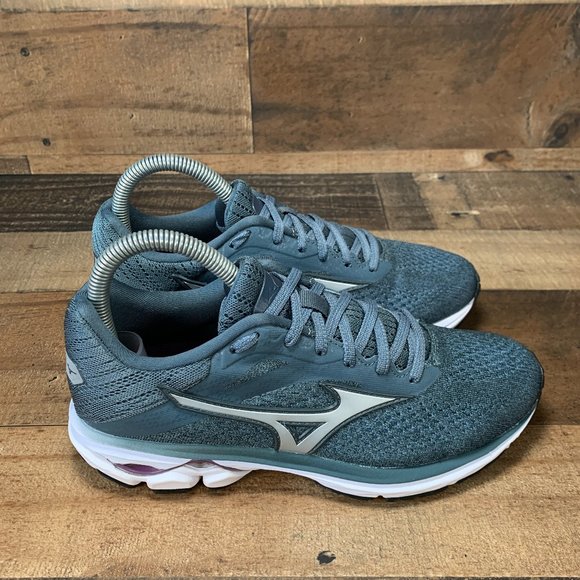 mizuno wave rider womens size 7